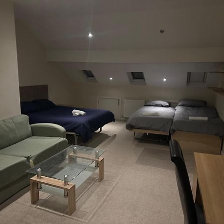 Stoke-on-Trent Seafords Guest House מראה חיצוני תמונה