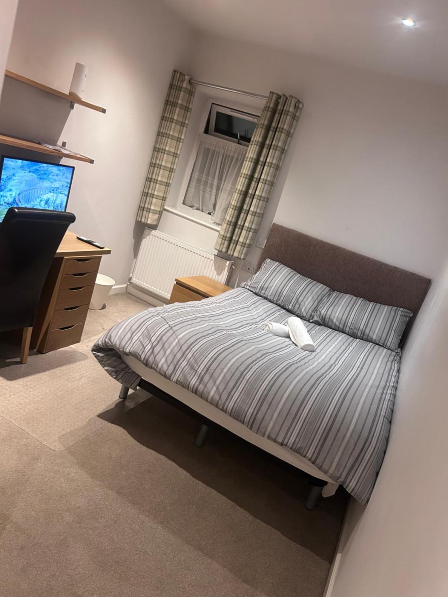 Stoke-on-Trent Seafords Guest House מראה חיצוני תמונה